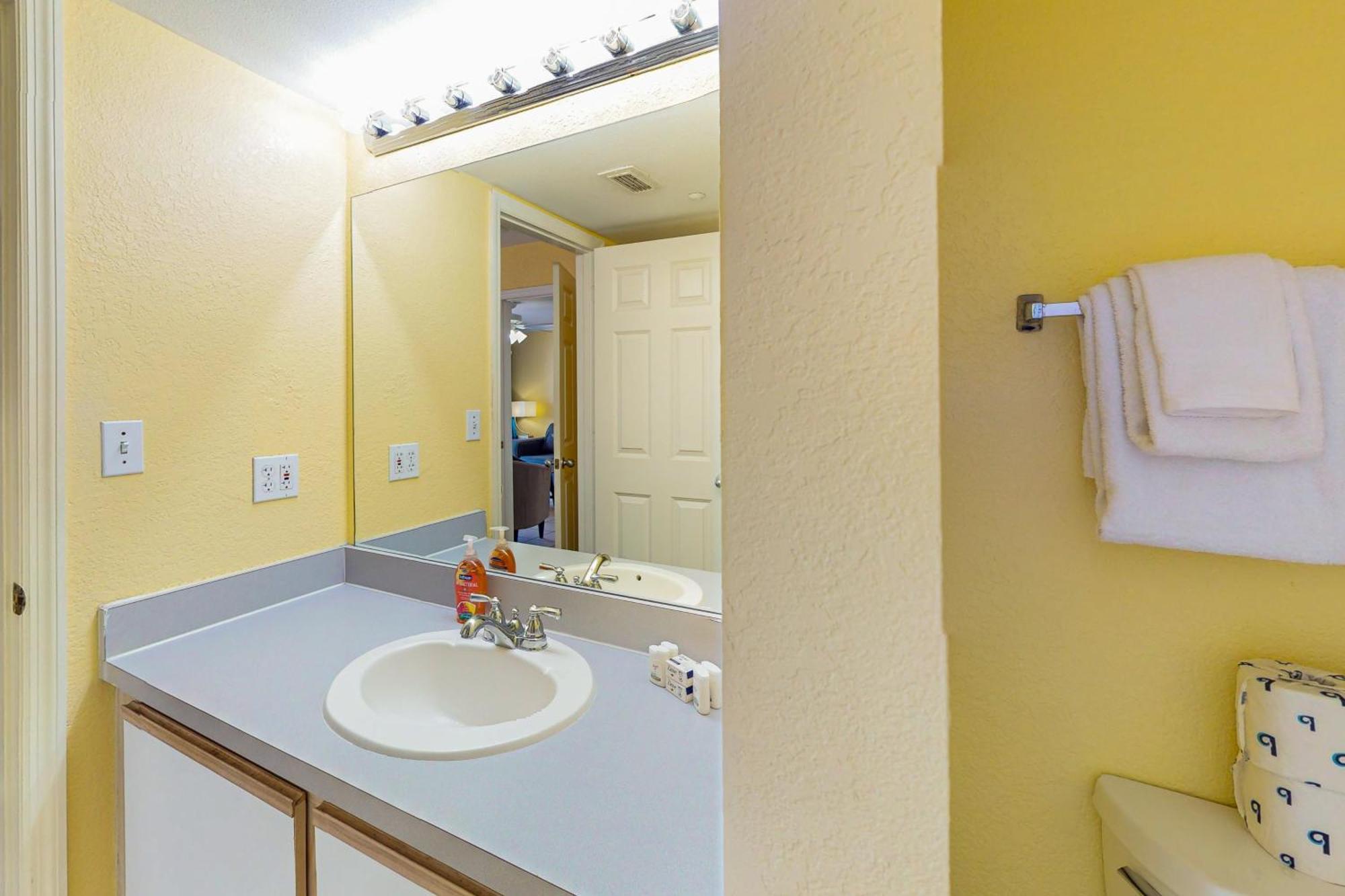 Sunrise Suites Dominican Suite #110 基韋斯特 客房 照片