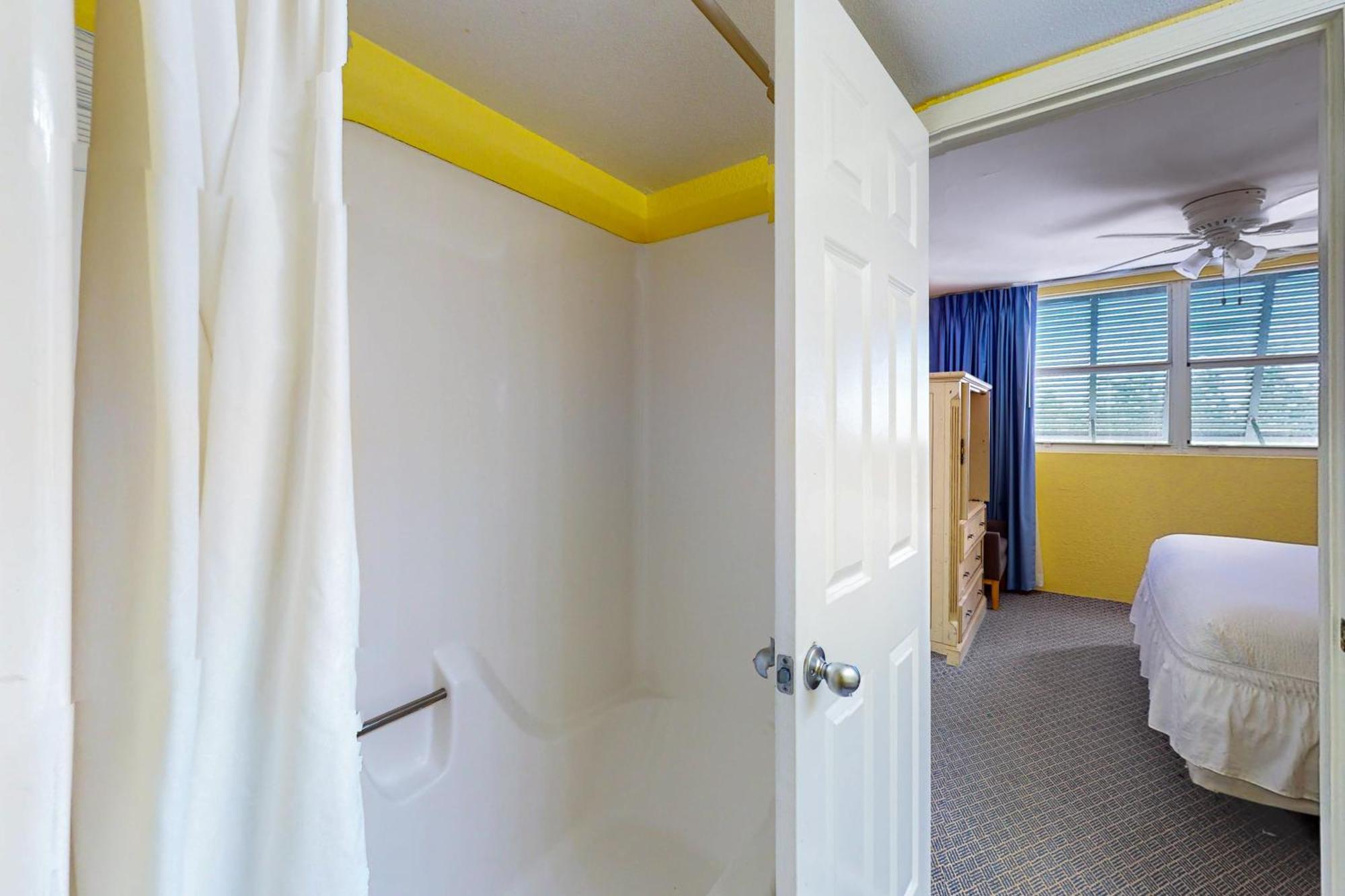 Sunrise Suites Dominican Suite #110 基韋斯特 客房 照片