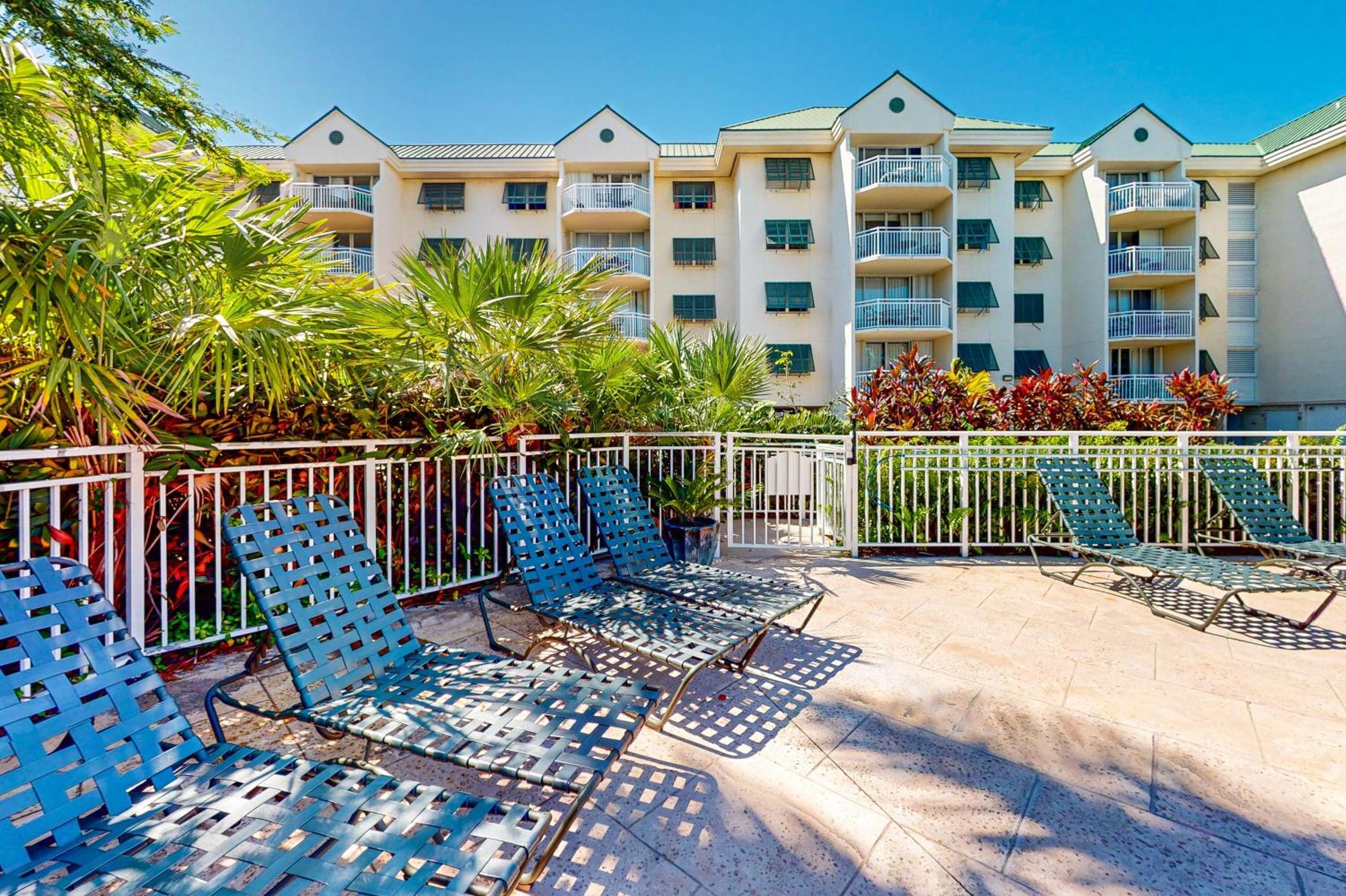 Sunrise Suites Dominican Suite #110 基韋斯特 客房 照片